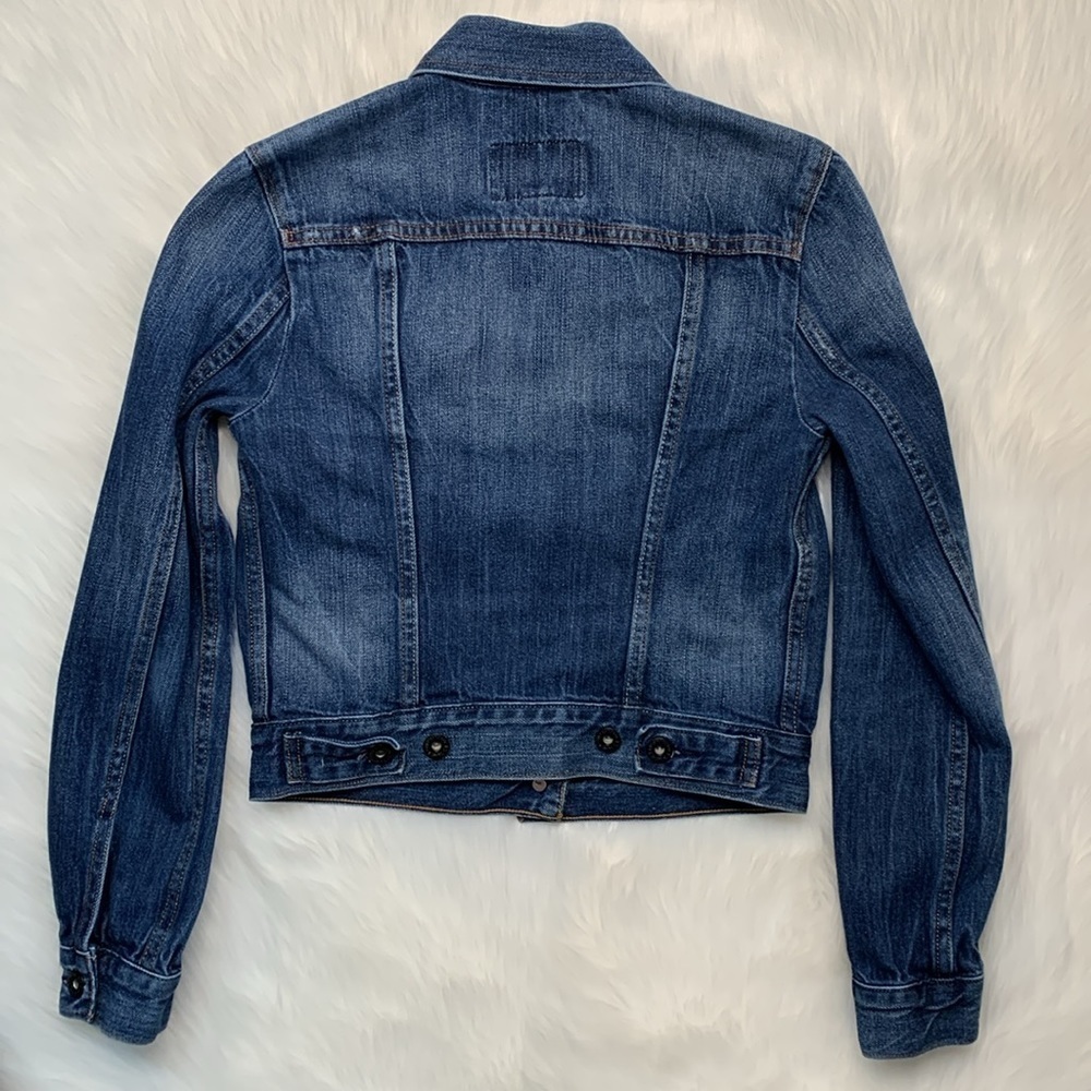 Levi’s Denim Jean Jacket - Picture 6 of 8